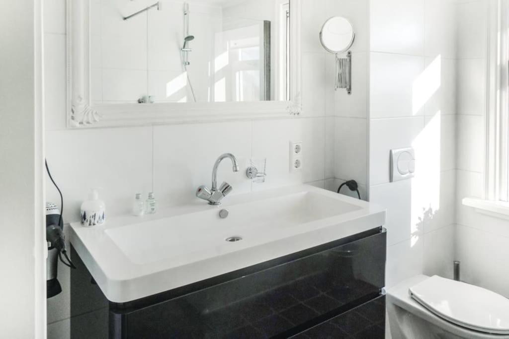 Ferienwohnung Logies De Hooiberg Lutjewinkel Exterior foto