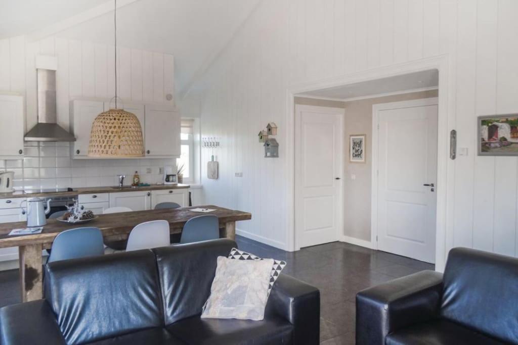 Ferienwohnung Logies De Hooiberg Lutjewinkel Exterior foto